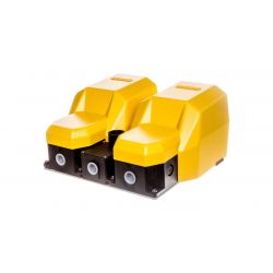 Double-guarded foot switch yellow metal 2Z 2R 2Z 2R T0-PDKA22GG10